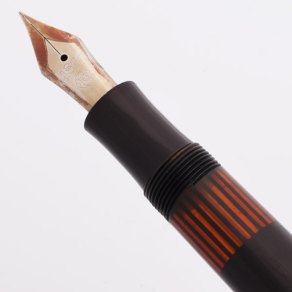 Montblanc 136 Fountain Pen (1946-8) - Basic Black w/GT, Piston